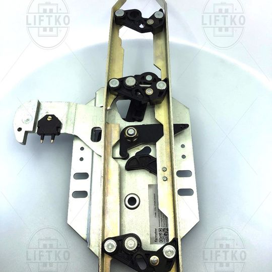 Trgovina/2018_Noz-avtomatskih-vrat-desni-570mm-4010-PM-Premium-PM-FERMATOR_Retractable-Cam-Right-570mm-4010-PM-Premium-PM-FERMATOR_1