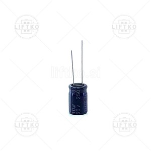 Kondenzator 10uF/50V 10% R=15
